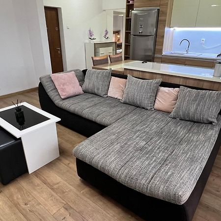 Aparthotel Aurel Vlaicu City Center Cluj-Napoca Ngoại thất bức ảnh