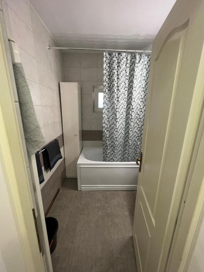 Aparthotel Aurel Vlaicu City Center Cluj-Napoca Ngoại thất bức ảnh