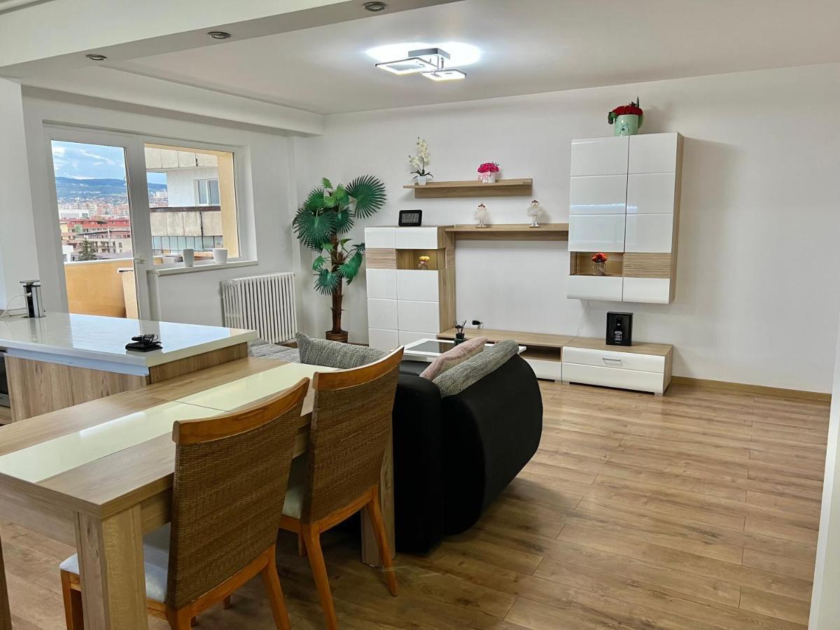 Aparthotel Aurel Vlaicu City Center Cluj-Napoca Ngoại thất bức ảnh